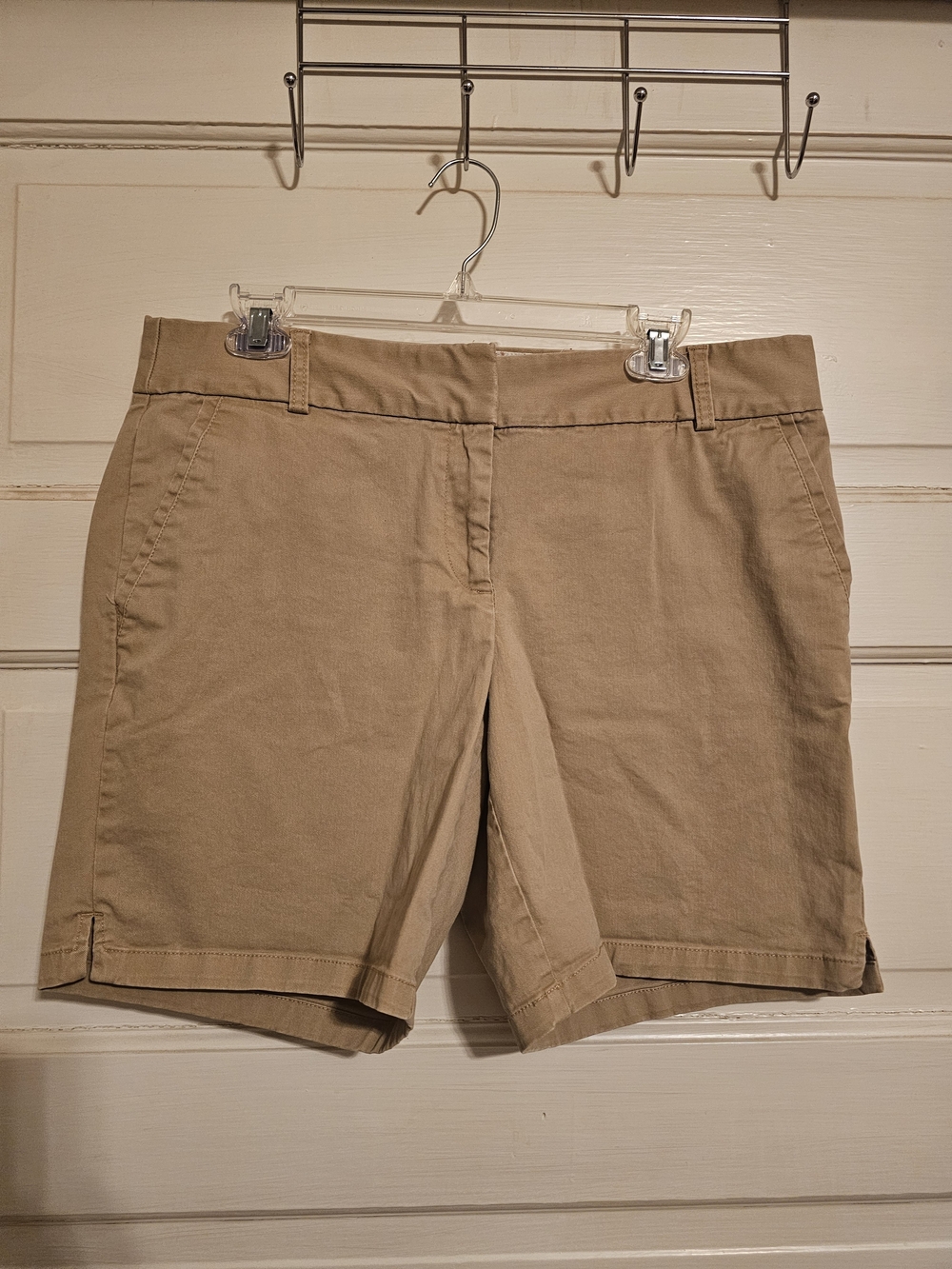LOFT Riviera Shorts Khaki Tan Flat Front Chino - Size 10